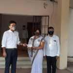 STATE BJD MAHILA VICEPRESIDENTNKA CMNKA RELIEF FUNDKU 5HAJAR DANA