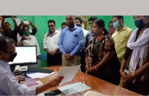 ଆଇ.ସି.ଟି.ବିଦ୍ୟାଳୟ ସଂଯୋଜକ ସଙ୍ଘ ପକ୍ଷରୁ ପୁନଃନିଯୁକ୍ତି ଦାବିରେ ଏଡିଏମଙ୍କୁ ଦାବିପତ୍ର