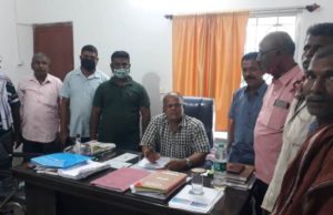 ଗୋଚର ଜମିରେ ବେଆଇନ ଗୃହ ନିର୍ମାଣ ପ୍ରସଙ୍ଗ:କାର୍ଯ୍ୟାନୁଷ୍ଠାନ ପାଇଁ ତହସିଲଦାରଙ୍କ ପ୍ରତିଶୃତି