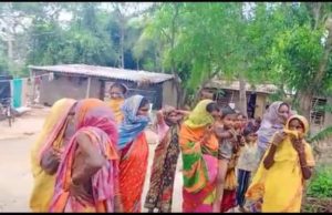 рмкрнБрм▓рм┐рм╕рнН рмУ рмормж рморм╛рмлрм┐рмЖрмЩрнНрмХ рмормзрнБрмЪрмирнНрмжрнНрм░рм┐рмХрм╛; рмЪрнЛрм░рм╛ рмжрнЗрм╢рнА рмормж рммрнЗрмкрм╛рм░рнАрмЩрнНрмХ рмШрм░рнЗ рмкрм╢рм┐рм▓рнЗ рморм╣рм┐рм│рм╛