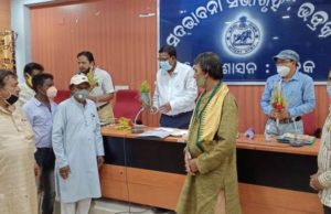 ନୂତନ ଜିଲ୍ଲାପାଳଙ୍କୁ ସ୍ୱାଗତ ସମ୍ବର୍ଦ୍ଧନା ଓ ଜିଲ୍ଳା କଳାସଂସ୍କୃତି ସଂଘର ସମୀକ୍ଷା ବୈଠକ