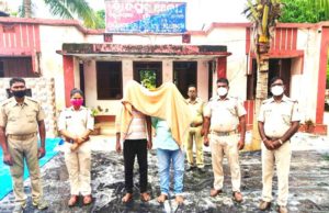 ଚାନ୍ଦପୁର ପୋଲିସ ର ବଡ ସଫଳତା ୧୨ ବର୍ଷ ତଳର ଫେରାର ହତ୍ୟା ଅଭିଯୁକ୍ତ ଗିରଫ