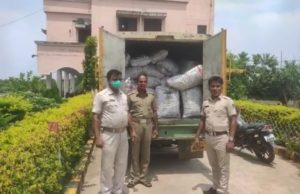 ଚୋରା କୋଇଲା ବୋଝେଇ ପିକ୍ଅପ୍ ଭ୍ୟାନ୍ ଜବତ, ୨ ଗିରଫ