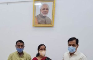 ଉଦ୍ଧାର ହେବ ପୁରାତନ ଚାନ୍ଦବାଲି ବନ୍ଦର, ଡିଜି ସିପିଂ, ବତୀଘର ଓ ନୌବାଣିଜ୍ୟ ସଂଗ୍ରହାଳୟ ପ୍ରତିଷ୍ଠା ପାଇଁ କେନ୍ଦ୍ର ମନ୍ତ୍ରୀଙ୍କୁ ଭେଟିଲେ ସାଂସଦ