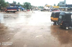 ଲଘୁଚାପ ବର୍ଷା ଯୋଗୁଁ ଜୀବନ ଯାତ୍ରା ବ୍ୟାହତ