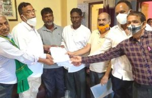 ଚାନ୍ଦପୁର ଓ କନ୍ଧନୟାଗଡ କୁ ଏନ୍ ଏ ସି ଘୋଷଣା ପାଇଁ ବିଧାୟକ ଙ୍କୁ ସ୍ମାରକ ପତ୍ର