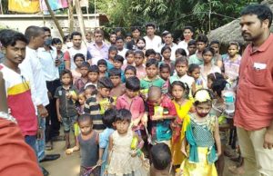 тАШрмирнЯрнАрм╢рнЛрмЪтАЩ рмкрмХрнНрм╖рм░рнБ рмжрм│рм┐рмд рммрм╕рнНрмдрм┐рм░рнЗ рмжрнАрмкрм╛рммрм│рнА рмкрм╛рм│рми