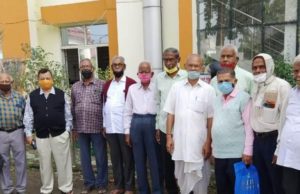 ଅବସରପ୍ରାପ୍ତ ସରକାରୀ ର୍କମଚାରୀ ସଂଘର ମୁଖ୍ୟମନ୍ତ୍ରୀଙ୍କୁ ଦାବୀପତ୍ର