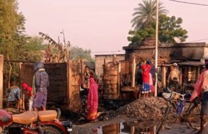 ମାଳଦା ଅଗ୍ନିକାଣ୍ଡରେ ୫ ଦୋକାନ ଭସ୍ମୀଭୂତ