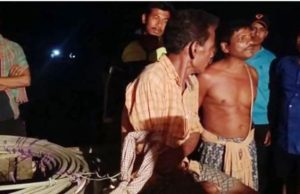 ବିଦ୍ୟୁତ୍ ତାର ଚୋରି କରି ଧରାପଡିଲା ଚୋର, ଖସିପଳାଇଲା ଅନ୍ୟ ଜଣେ