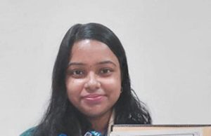 କେନ୍ଦ୍ରାପଡା ଝିଅ ଉତ୍କଳ ବିଶ୍ୱବିଦ୍ୟାଳୟ ଇଂରାଜୀ ବିଭାଗରେ ଟପ୍ପର