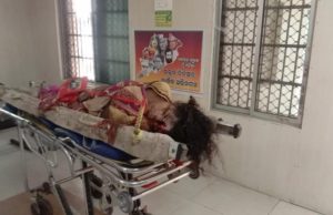 ପୁରୀ ଶ୍ରୀମନ୍ଦିରରେ ଅଭାବନୀୟ ଘଟଣା : ଶ୍ରୀମନ୍ଦିର ଗୁମୁଟରୁ ଜଣେ ମହିଳା ଡେଇଁ ପଡ଼ିବାରୁ ମୃତ୍ୟୁ