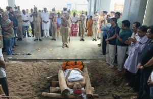 ପଦ୍ମଶ୍ରୀ ପ୍ରଫେସର ରଜତ କରଙ୍କ ସ୍ବର୍ଗଦ୍ବାରରେ ଶେଷକୃତ୍ୟ ସମ୍ପର୍ଣ୍ଣ