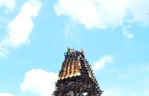 ଅନ୍ତିମ ପର୍ଯ୍ୟାୟରେ ବ୍ରହ୍ମ ତାଳଧ୍ୱଜ ରଥ ନିର୍ମାଣ