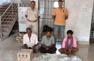 ମଦ ଜବତ, ୩ ଗିରଫ