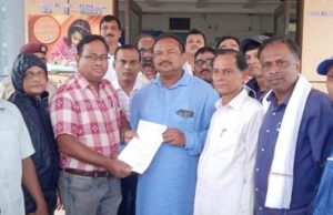 ମେଡିକାଲ କଲେଜ ଓ ବିଶ୍ୱବିଦ୍ୟାଳୟ ପ୍ରତିଷ୍ଠା ଦାବିରେ ମୁଖ୍ୟମନ୍ତ୍ରୀଙ୍କୁ ଦାବିପତ୍ର