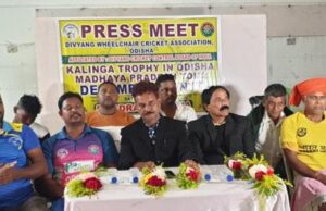 ଦିବ୍ୟାଙ୍ଗ ଜାତୀୟ ହୁଇଲ୍ ଚେୟାର କ୍ରିକେଟ୍ ଟୁର୍ଣ୍ଣାମେଣ୍ଟରେ ସ୍ଥାନ ପାଇଲେ ଭଦ୍ରକର ଅକ୍ଷୟ, ସାମ୍ବାଦିକ ସମ୍ମିଳନୀରେ ଖେଳାଳୀଙ୍କ ନାମ ଘୋଷଣା