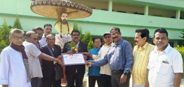 ASHOKA KHILAR AWARD PHOTO (2)