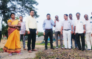 рмЧрнЗрмЩрнНрмЧрнБрмЯрм┐ рмирмИрм░рнЗ рмЧрм╛рмзрнЛрмЗрммрм╛ рммрнЗрм│рнЗ рмирм╛рммрм╛рм│рмХрмХрнБ рмЯрм╛рмгрм┐рмирнЗрм▓рм╛ рмХрнБрморнНрмнрнАрм░