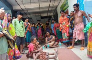 рмкрнЛрмЦрм░рм┐рм░рнЗ рмкрмбрм┐ рмжрнБрмЗ рмнрмЙрмгрнА рморнГрмд