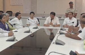 ଭଦ୍ରକ ଜିଲ୍ଲା ମୁଖ୍ୟ ଚିକିତ୍ସାଳୟରେ ଲିଫ୍ଟରେ ଚାପି ହୋଇ ମହିଳାଙ୍କ ମୃତ୍ୟୁ ପ୍ରସଙ୍ଗ, ଜିଲ୍ଲାପ୍ରଶାସନକୁ ଘେରିଲା ବିଜେଡି