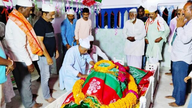 HAJARAT UMAR SAHA BABA