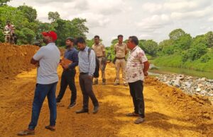 рмХрнЛрмЪрм┐рм│рм╛ рмирмжрнАрммрмирнНрмз рмирм┐рм░рнНрморм╛рмг рммрнЗрм│рнЗ рмЬрнБрмирм┐рнЯрм░ рморм╛рмЗрмирм┐рмЩрнНрмЧ рмЕрмлрм┐рм╕рм░рмЩрнНрмХ рмжрм╛рмжрм╛рмЧрм┐рм░рм┐, рм▓рнЛрмЩрнНрмХ рмЕрм╕рмирнНрмдрнЛрм╖рм░ рм╢рм┐рмХрм╛рм░ рм╣рнЗрм▓рнЗ рмЕрмзрм┐рмХрм╛рм░рм┐