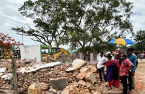 рмкрнАрм░рм╣рм╛рмЯ рмдрм╛рм░рм┐рмгрнА рмЫрмХрм░рнЗ рмкрнНрм░рм╢рм╛рм╕рми рмкрмХрнНрм╖рм░рнБ рнзрни рмжрнЛрмХрм╛рми рмЙрмЪрнНрмЫрнЗрмж