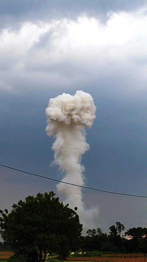 BEAAIN BANA NISKRIYA - PRACHANDA SABDHA