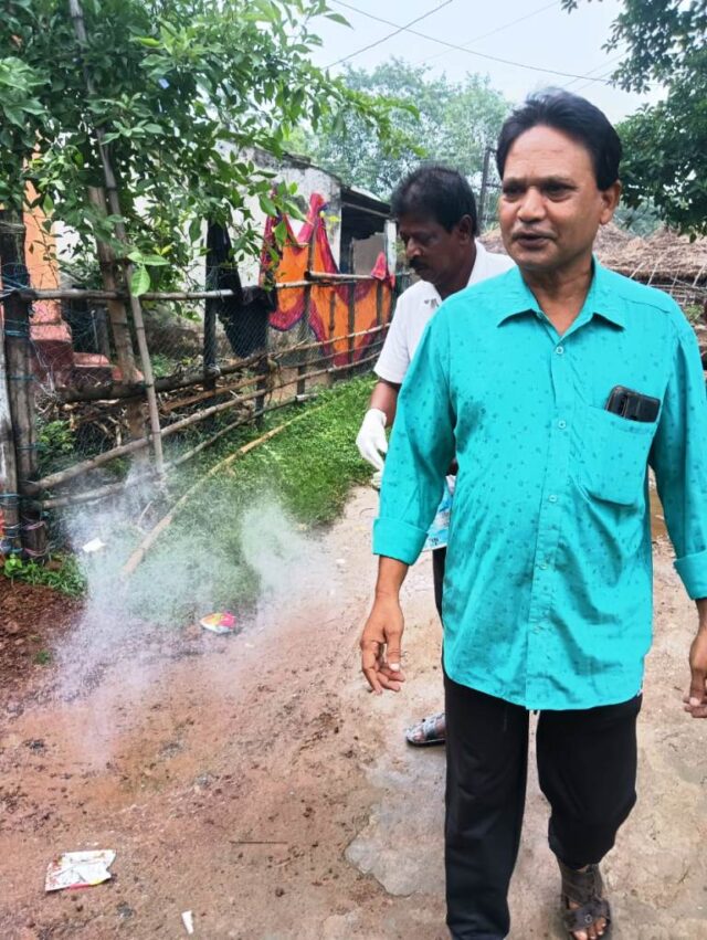 DAIRIA SWACHHATA ABHIJANA PHOTO AT MAUDA VILLAGE (2)