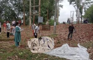 ଯୁବକଙ୍କୁ ପଥରରେ ଛେଚି ହତ୍ୟା ଅଭିଯୋଗ: ରାସ୍ତାକଡ଼ରୁ ମୃତଦେହ ଉଦ୍ଧାର: ପୋଲିସ ର ଛାନବିନ ଆରମ୍ଭ