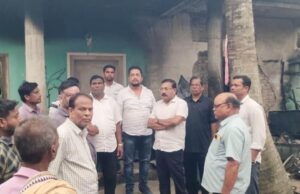 ଅଗ୍ନି ବିପନ୍ନଙ୍କୁ ଭେଟିଲେ ବିଧାୟକ ସଂଜୀବ ମଲ୍ଲିକ