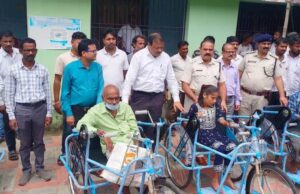 ଚାନ୍ଦବାଲି ବ୍ଲକରେ ମିଳିତ ଜନଶୁଣାଣି କାର୍ଯ୍ୟକ୍ରମ, ଡାକ୍ତର ଅଭାବ ନେଇ ସାମାଜିକ ସଂଗଠନ କାର୍ଯକର୍ତାଙ୍କ ଜିଲାପାଳଙ୍କୁ ଦାବୀପତ୍ର