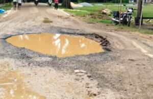 ଚାରି କୋଟି ବ୍ୟୟ ବରାଦରେ ଝାଟିଆ ସାହି-ମଙ୍ଗଳପୁର ରାସ୍ତା, ନିର୍ମାଣ ହୋଇଥିଲା କିନ୍ତୁ ଦୁଇ ବର୍ଷ ଗଲା ନାହିଁ