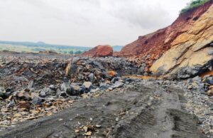 ଶାରୀଶୁଆ ପାହାଡରେ ମାଫିଆ ରାଜ, ମାଫିଆ ଓ ମାଇନିଂ ଅଧିକାରୀଙ୍କ ମଧୁଚନ୍ଦ୍ରିକାରେ ବେଆଇନ୍ ଜବତ ବ୍ଲାଷ୍ଟିଂ ପଥର ଲୁଟ୍, ସରକାରଙ୍କ ରାଜସ୍ୱ ହାନି