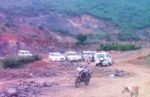 ଖଣି ମାଫିଆଙ୍କ ସହ ବିଭାଗୀୟ ଅଧିକାରୀଙ୍କ ମଧୁଚନ୍ଦ୍ରିକା, ଶାରୀଶୁଆ ପାହାଡ଼ରୁ ବେଆଇନ୍ ଭାବେ କୋଟି କୋଟି ଟଙ୍କାର ରାଜସ୍ୱ ଚୋରି