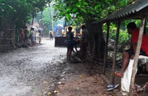 ଆଖଣ୍ଡଳମଣି -ଭଦ୍ରକ ମୁଖ୍ୟ ରାସ୍ତା ସମ୍ପ୍ରସାରଣ କାର୍ଯ୍ୟ ପ୍ରସଙ୍ଗ, ସୁନ୍ଦରପୁର ଛକ ଠାରେ ରାସ୍ତା ସଂକୁଚିତ ନେଇ ବିରୋଧ