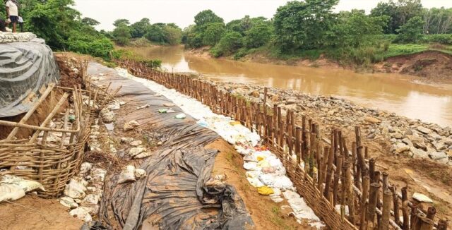 KOCHILA NADIBANDHA BHUSKALANA GHATANA