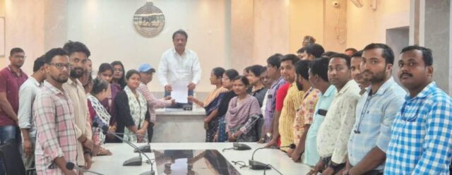 RAJASWA AMALA AUGUST 11 RE SAMUHA CHUTI RE JIBE