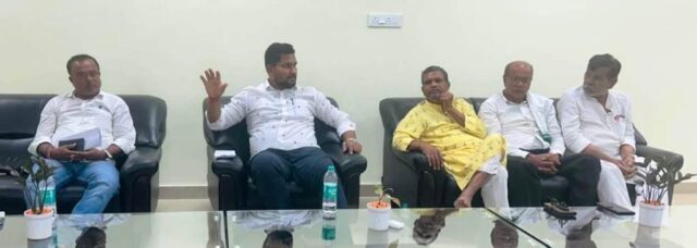 LUNIA GULIKANDA SAHID DIVAS PRASTUTI BAITHAK