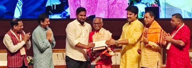GOURANGA BARIK PAILE SANGITA NATAK ACADEMY AWARD