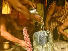 ପବିତ୍ର ଧନୁ ସଂକ୍ରାନ୍ତିରେ ଆଖଣ୍ଡଳମଣିଙ୍କୁ ଲାଗି ହେଲା ଧନୁ ମୁଁଆଭୋଗ, ଧାଡ଼ି ଦର୍ଶନରେ ବାବାଙ୍କୁ ଦର୍ଶନ କଲେ ହଜାରହଜାର ଶ୍ରଦ୍ଧାଳୁଭକ୍ତ