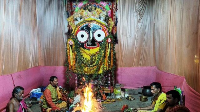 AKHANDALAMANI TEMPLE GITA JAGNYA