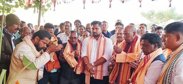 PALASAHI SARAPANCH BJP RE SAMIL