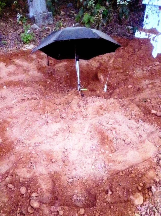 MANINATHPUR SMASAN SABA CHORI