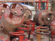 ବ୍ୟବସାୟୀଙ୍କ ପାଇଁ ନାହିଁ ରନ୍ଧନ ଗ୍ୟାସ, ବନ୍ଦ ହେବ ବ୍ୟବସାୟ ପ୍ରତିଷ୍ଠାନ, ଗ୍ରାମୀଣ ଉପଭୋକ୍ତାଙ୍କୁ ୨୫ଦିନ ପରିବର୍ତେ ୪୫ଦିନରେ ମିଳିବ ଗ୍ୟାସ , ସବଡିଲର ବିକିପାରିବେନି ଗ୍ୟାସ