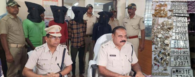 DAKAYATI GANG ARREST, GOLD AND SILVER RESUCE