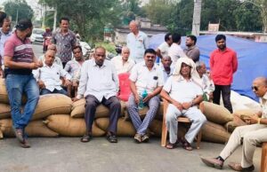 ଶେଷ ପର୍ଯ୍ୟାୟ ଟାର୍ଗେଟ ବିଳମ୍ବିତ, ରାସ୍ତାରୋକକୁ ଓହ୍ଲାଇଲେ ଟୋକନଧାରୀ