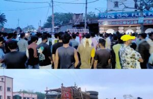 ଧାମନଗର ଅଂଚଳରେ ଦୁଃଖଦ ଖବର, ସଡ଼କ ଦୁର୍ଘଟଣା: ୨ ମୃତ, ୧ ଗୁରୁତର, ସମାନ ସ୍ଥାନରେ ସଂଧ୍ୟାରେ ଯାତ୍ରା ପାର୍ଟି ଗାଡ଼ି ଓଲଟିଲା, ପ୍ରତିବାଦ ରେ ରାସ୍ତା ରୋକ