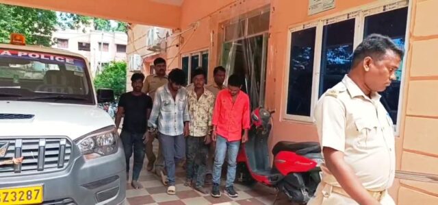 BHADRAK RE BRAUN SUGAR JABAT